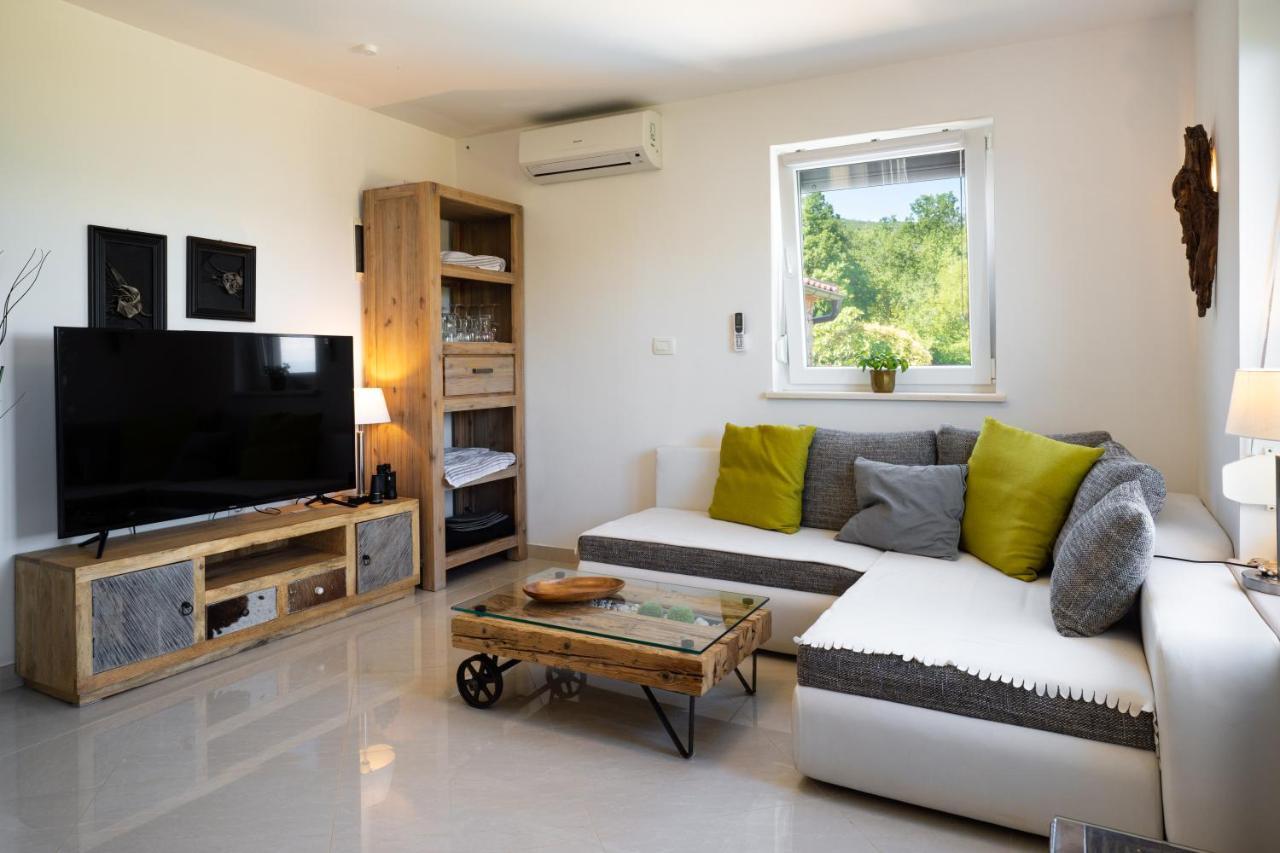 פלומין Ferienhaus Nera מראה חיצוני תמונה