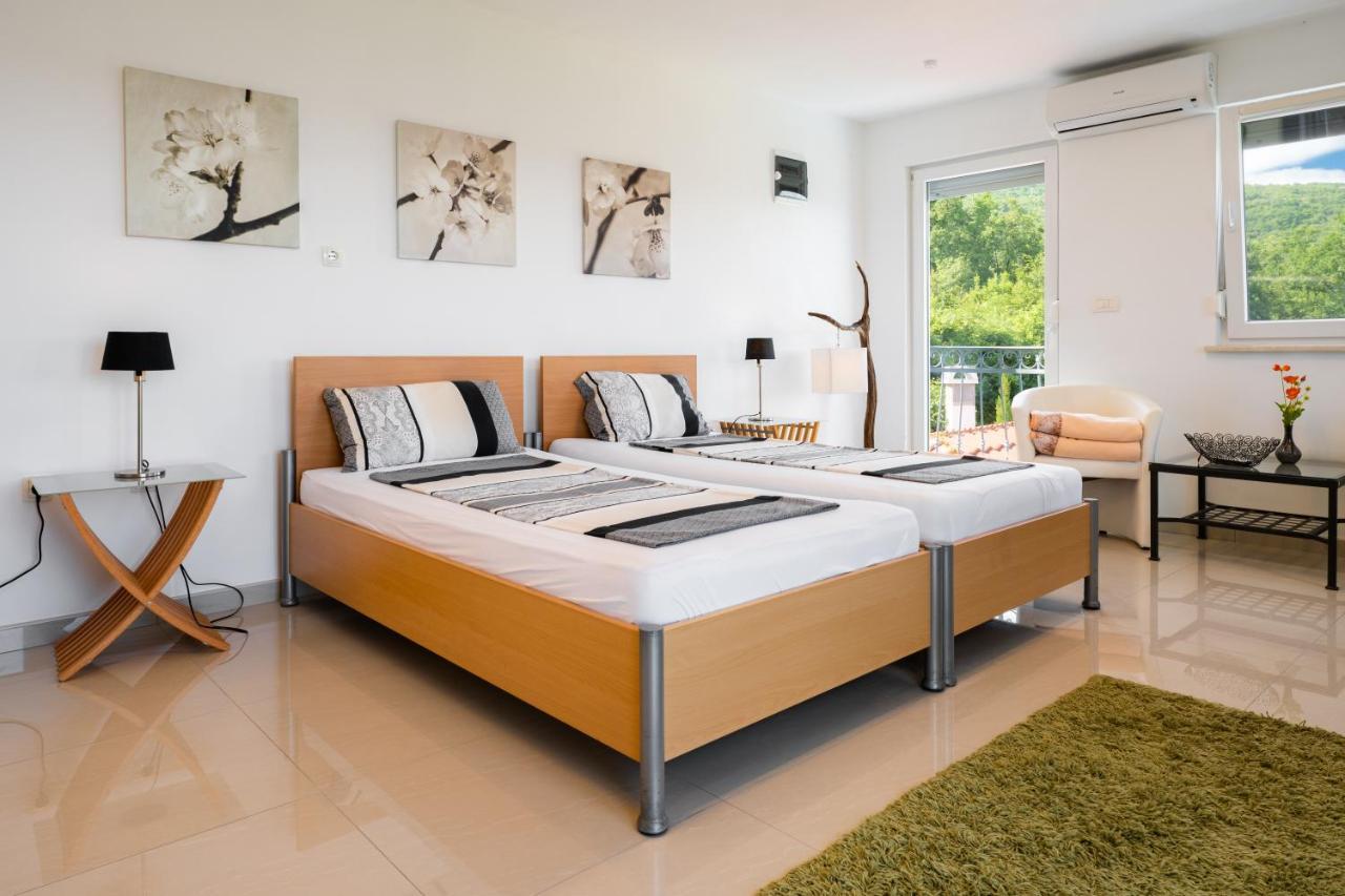 פלומין Ferienhaus Nera מראה חיצוני תמונה